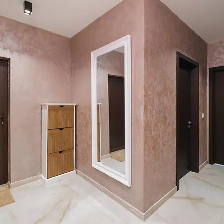Sleek & Stylish 2-bedroom 아파트 *