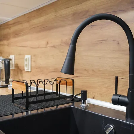 Sleek & Stylish 2-bedroom